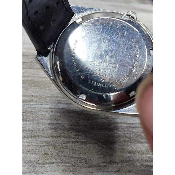 Vintage Seiko SQ 2-Tone Rare Grey/Black Dial. Running - Picture 6 of 6